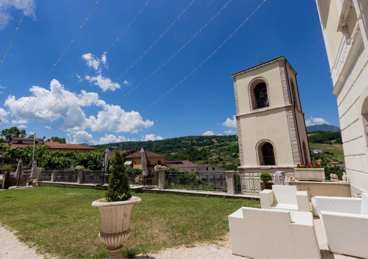 Palazzo Vittoli - Irpinia Apartment Castelfranci Bagian luar foto